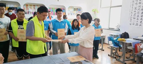用心感恩，讓愛(ài)更傳遞 青島科技大學(xué)海洋學(xué)院“小浪花”志愿服務(wù)隊(duì)開(kāi)展信息技術(shù)咨詢服務(wù)活動(dòng)
